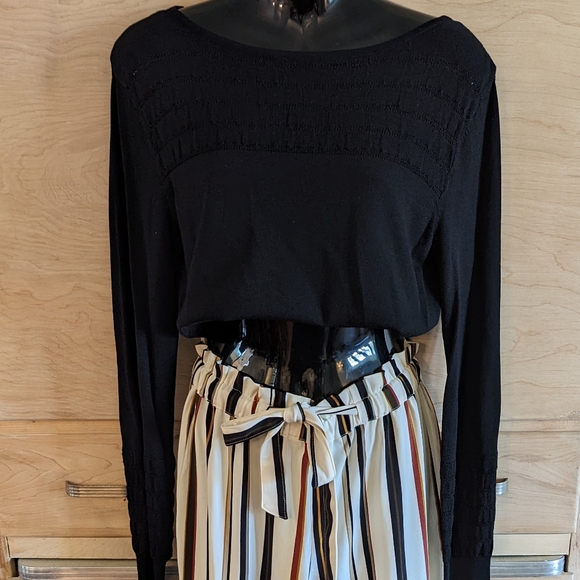 Liz Claiborne 90's Scoop neck top - Picture 6 of 6